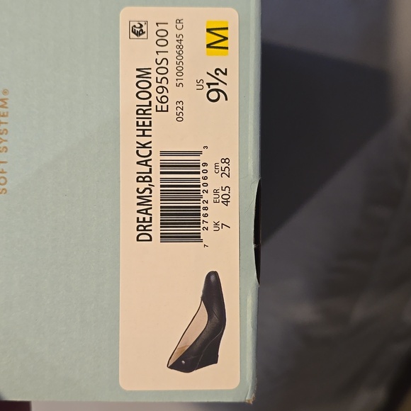 Life Stride, Black Wedge, Size 9.5 - Picture 5 of 7